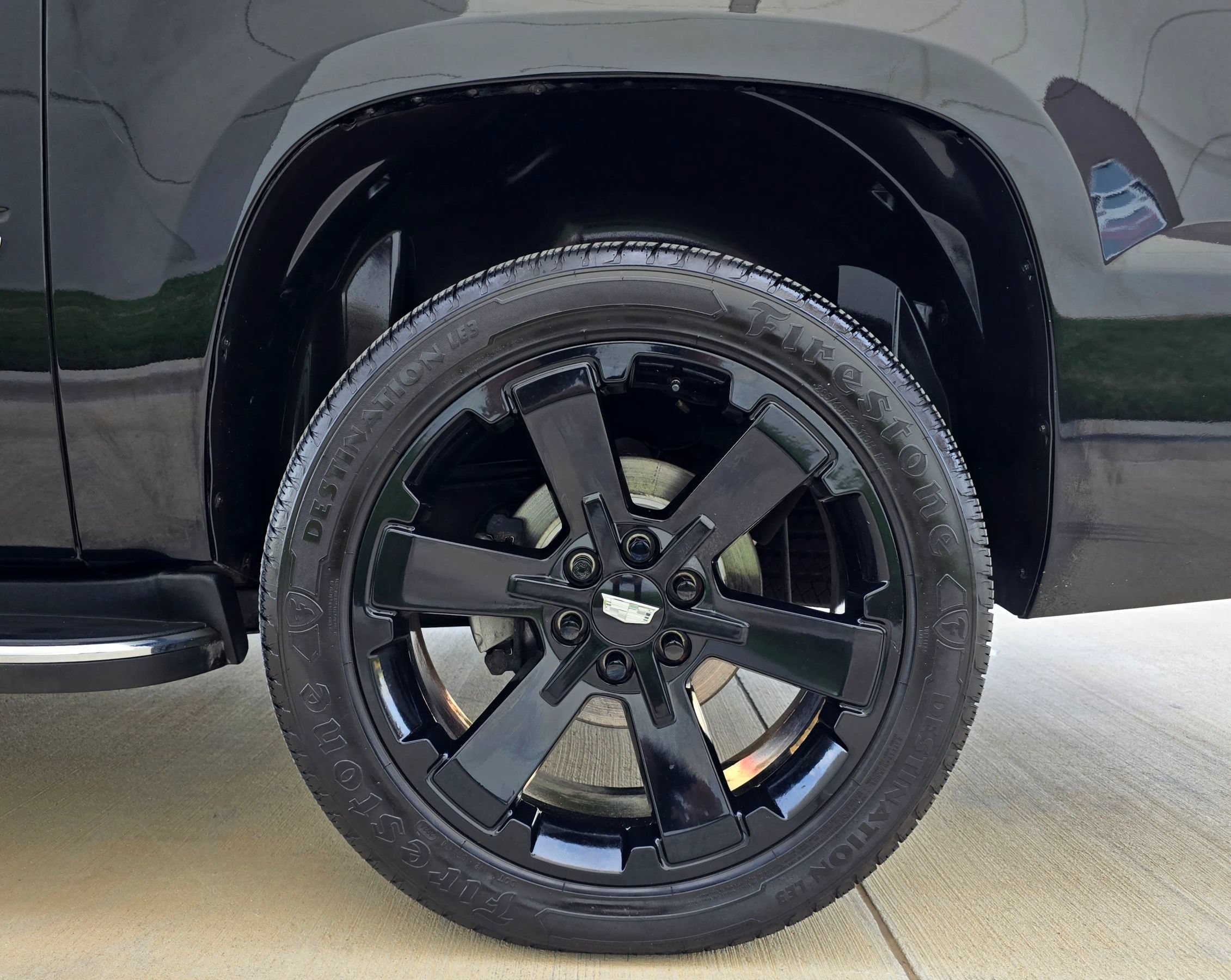 Used 2010 Cadillac Escalade EXT Luxury AWD/4WD image 50