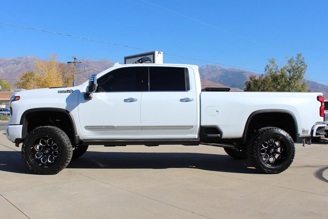 Used 2026 Chevrolet Silverado 3500 High Country w/ High Country Premium Package image 44