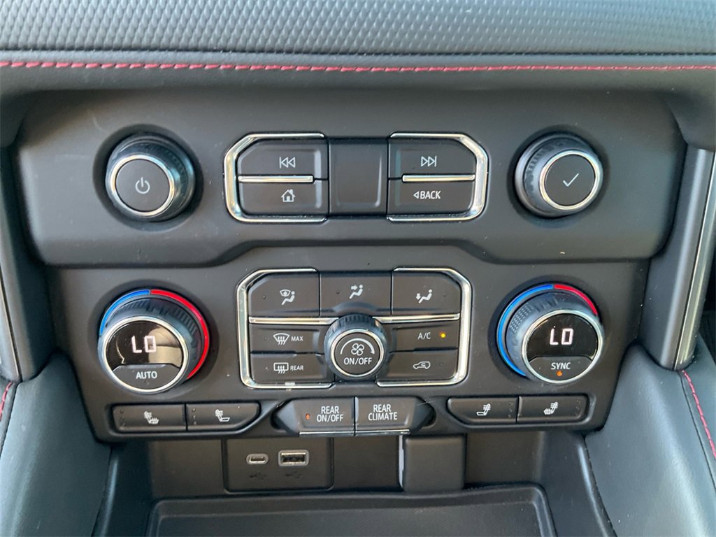 Used 2021 Chevrolet Tahoe RST w/ Luxury Package image 20