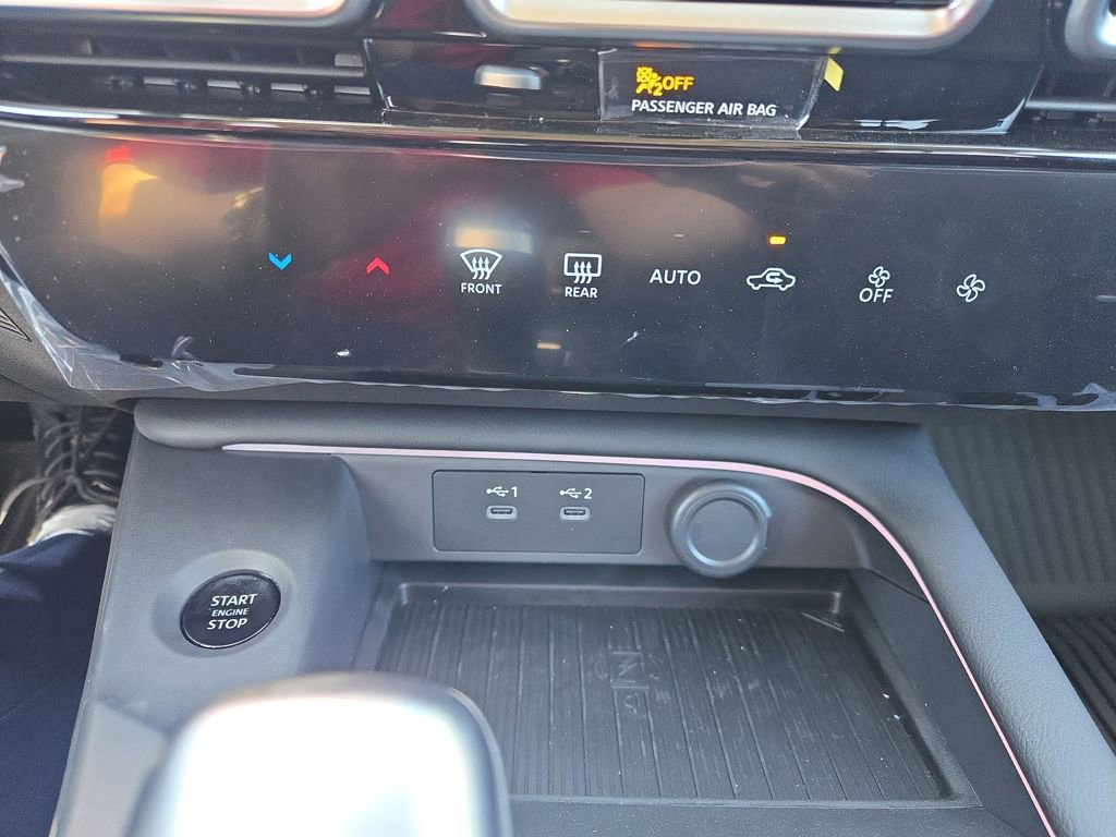 New 2026 Nissan Sentra SR w/ Floor Mat Package FWD image 19