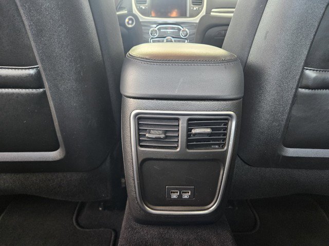 Used 2019 Chrysler 300 Touring w/ Chrome Appearance Package image 19