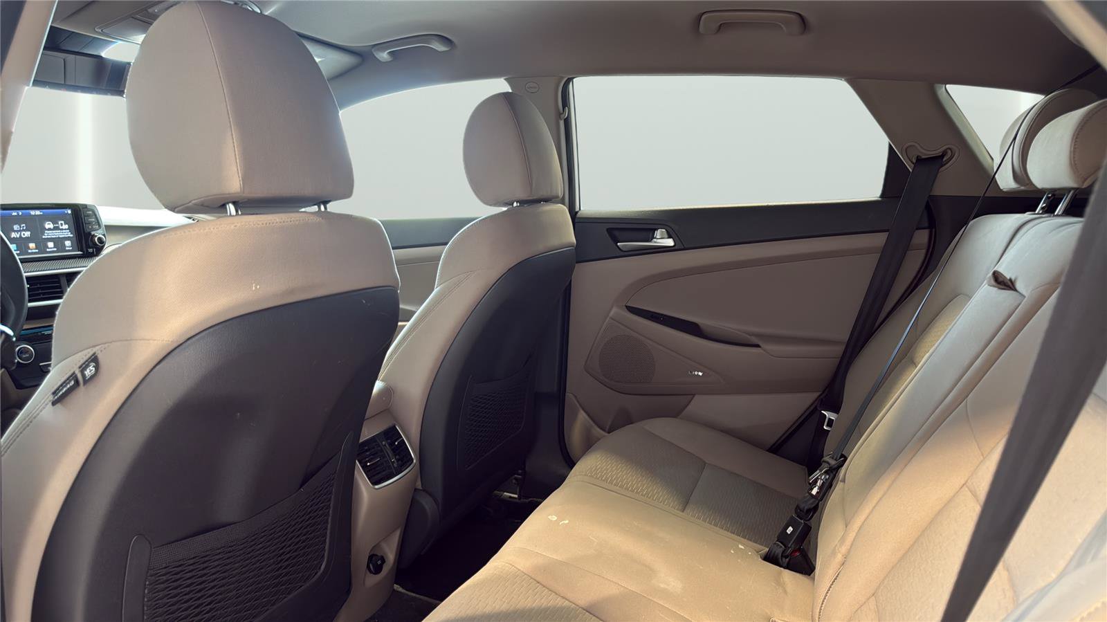 Used 2019 Hyundai Tucson Sport FWD image 17