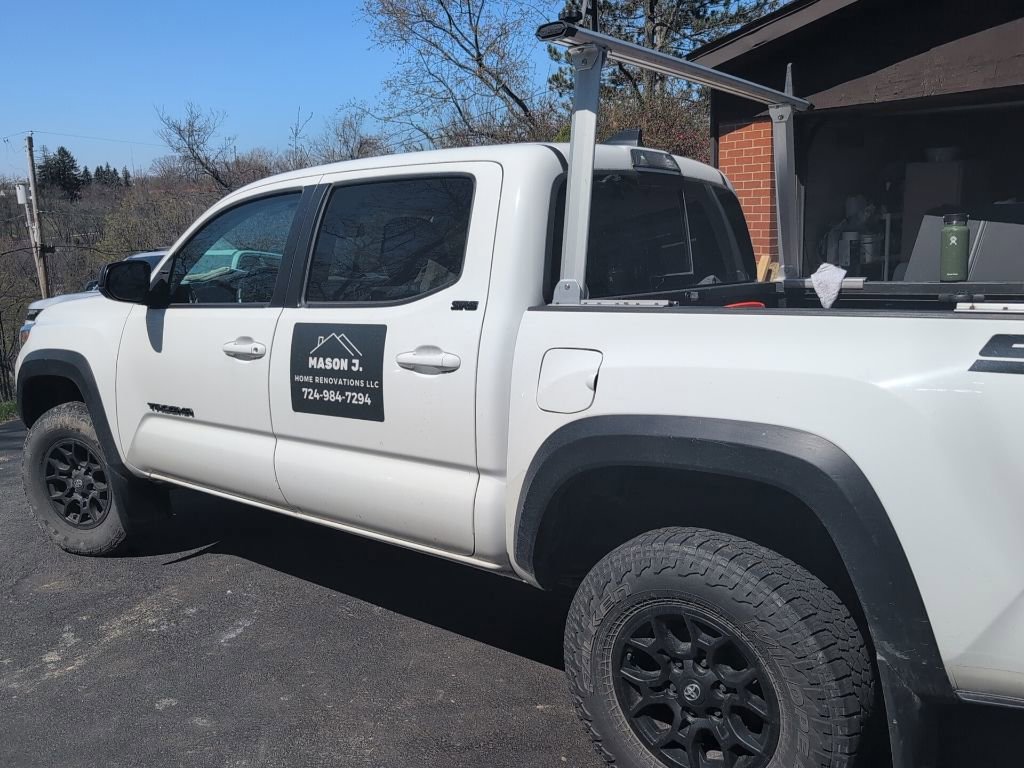 Used 2023 Toyota Tacoma SR5 w/ SX Package image 9