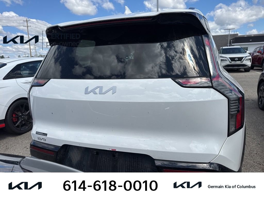 Used 2024 Kia EV9 Land AWD/4WD image 7