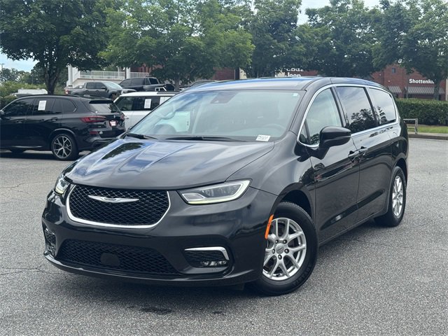 Used 2023 Chrysler Pacifica Touring-L