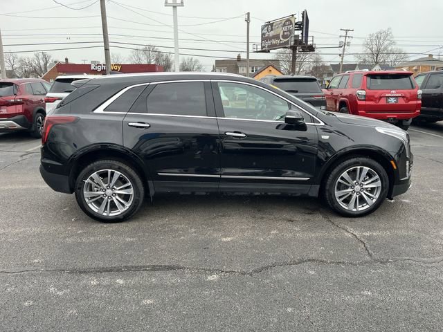 Used 2025 Cadillac XT5 Premium Luxury FWD image 11
