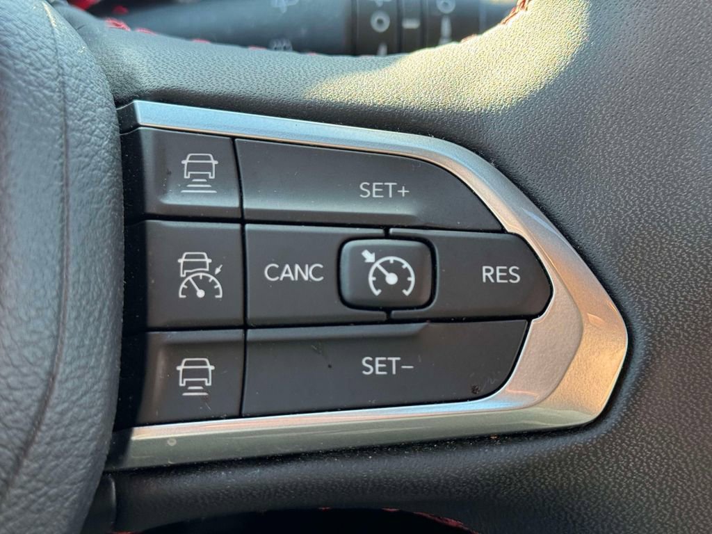 Used 2024 Jeep Compass Trailhawk AWD/4WD image 21