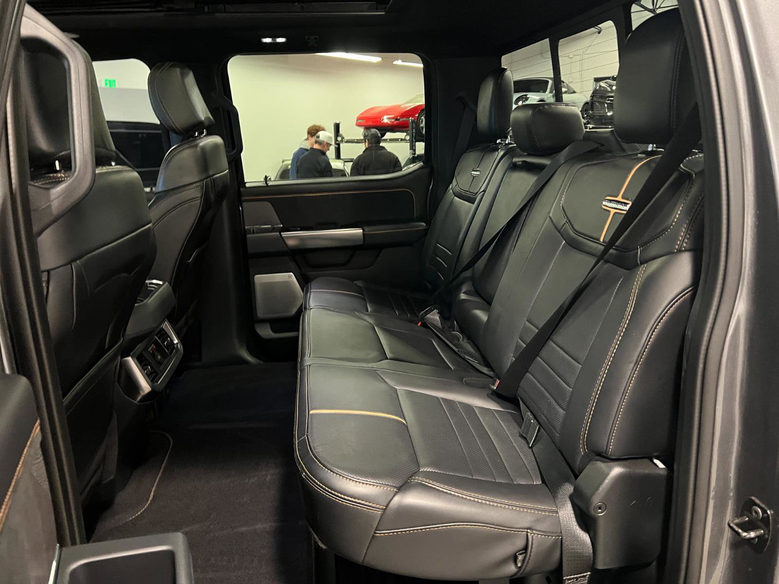 Used 2024 Ford F250 Platinum image 29