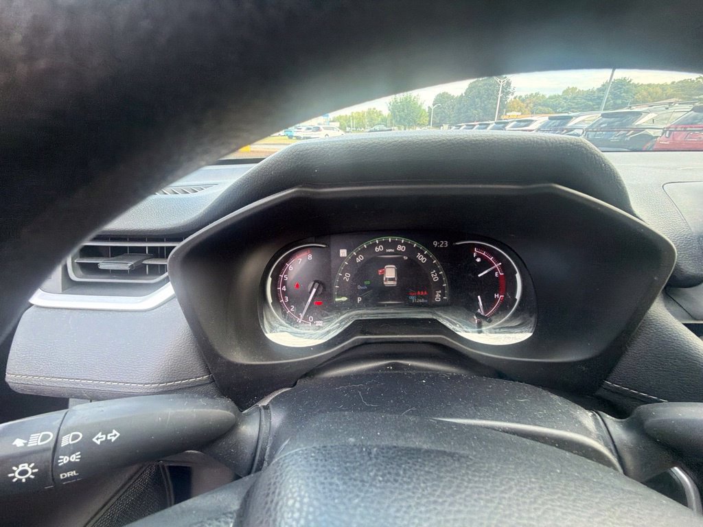 Used 2024 Toyota RAV4 LE AWD/4WD image 16