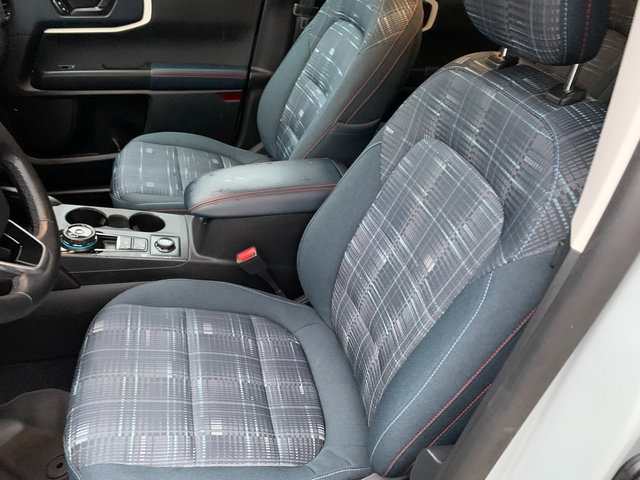 Used 2024 Ford Bronco Sport Heritage w/ Heritage Convenience Package image 19