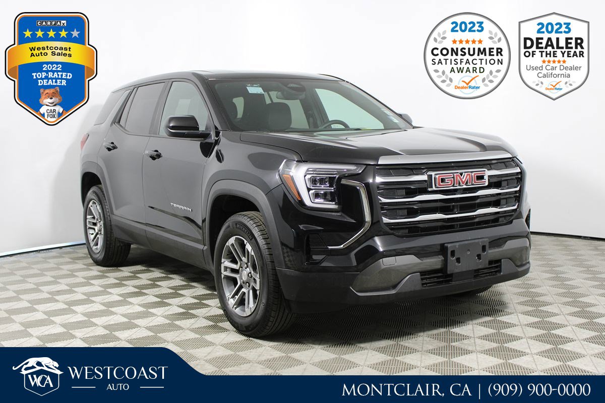 Used 2025 GMC Terrain Elevation