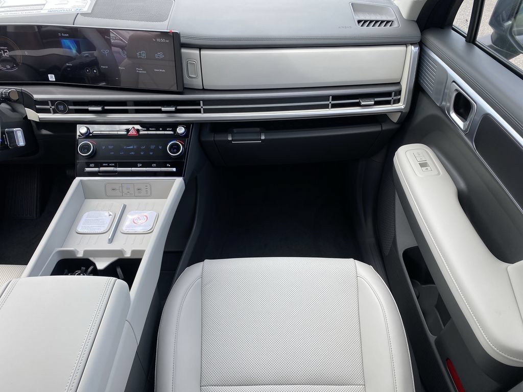 New 2027 Hyundai Santa Fe SEL FWD image 16