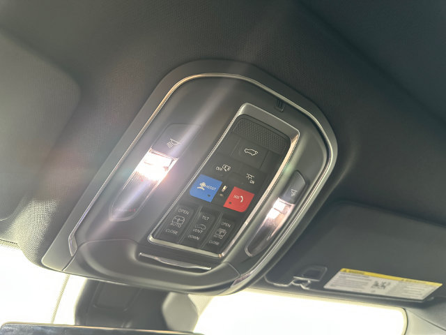 New 2027 Jeep Grand Cherokee Limited AWD/4WD image 17
