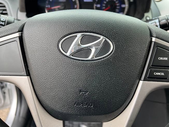 Used 2017 Hyundai Accent SE image 15