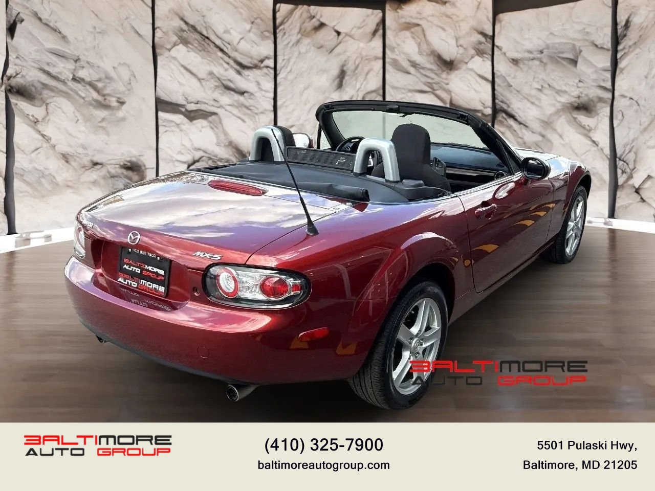 Used 2008 MAZDA MX-5 Miata Sport RWD image 4