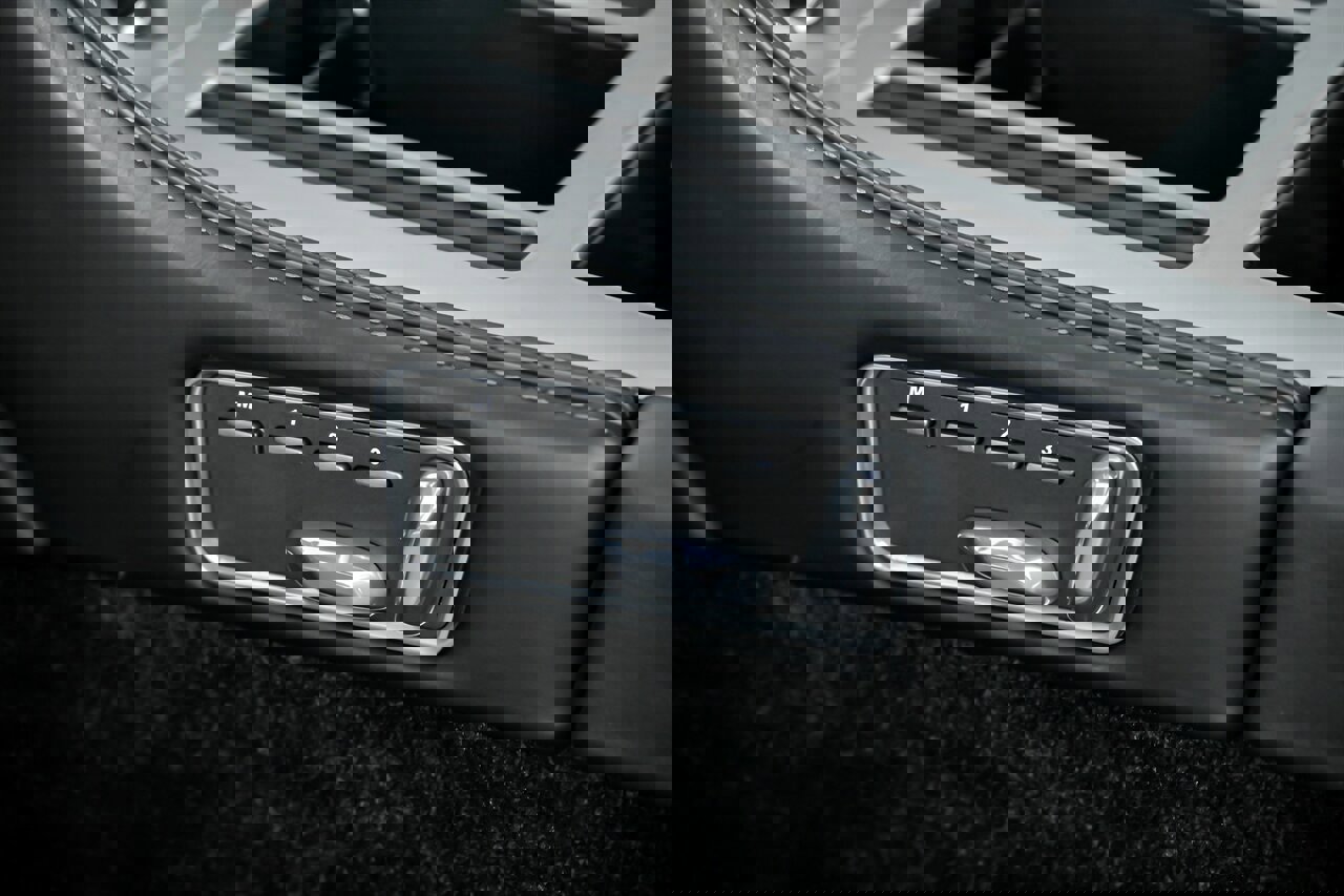 Used 2012 Aston Martin Virage Volante image 27