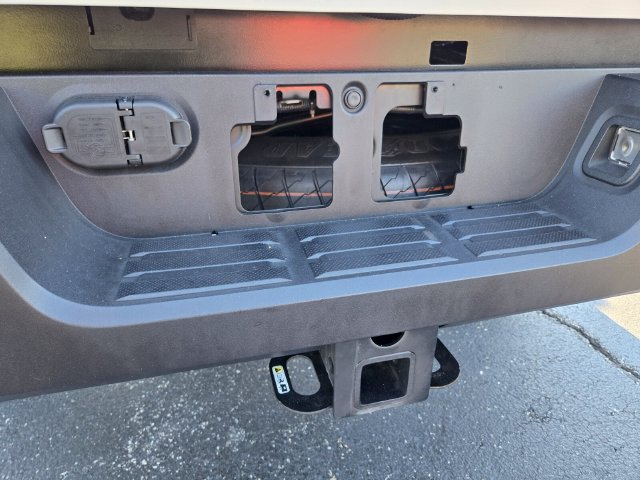 Used 2025 Toyota Tacoma TRD Off-Road AWD/4WD image 18
