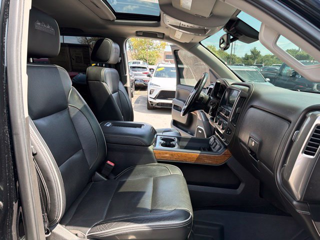 Used 2018 Chevrolet Silverado 1500 High Country AWD/4WD image 28
