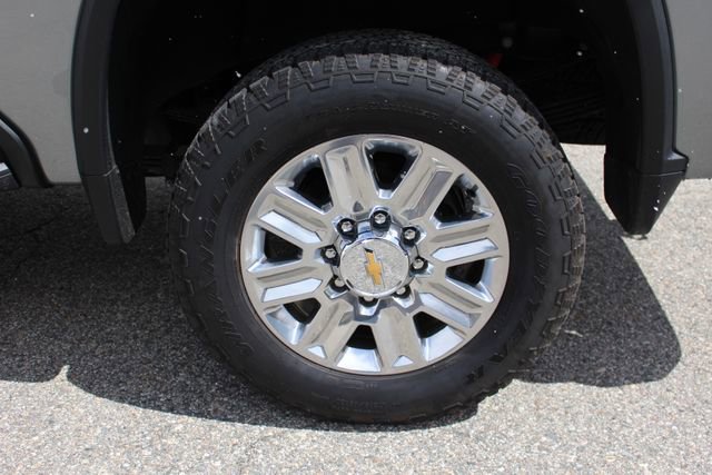 Used 2024 Chevrolet Silverado 3500 High Country w/ High Country Premium Package image 46