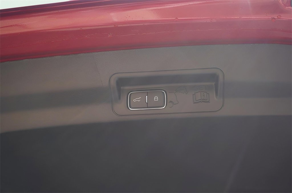 New 2025 Ford Explorer ST-Line image 28