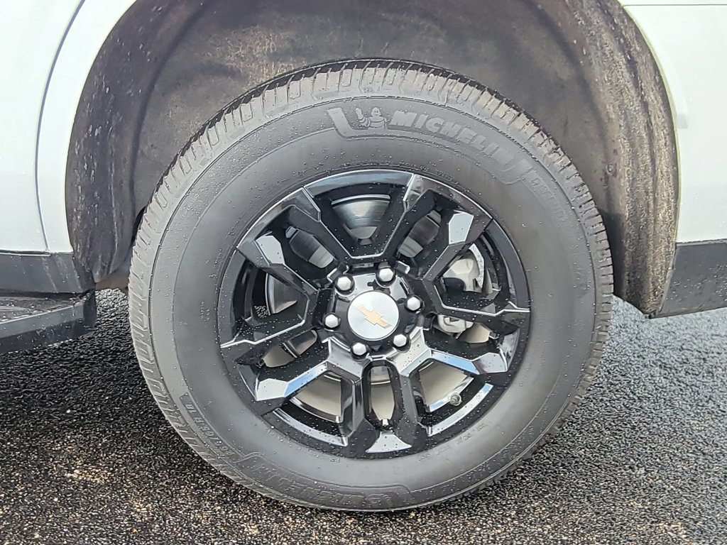 Certified 2025 Chevrolet Tahoe LS w/ Max Trailering Package AWD/4WD image 33