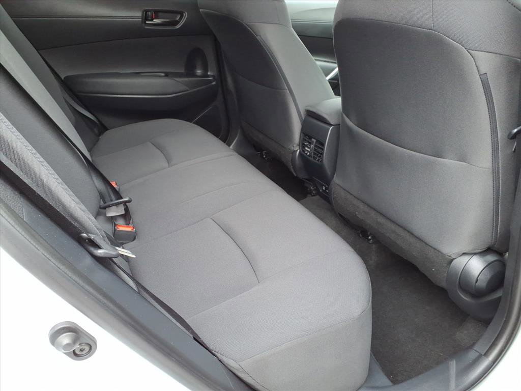 Certified 2022 Toyota Corolla Cross LE image 10