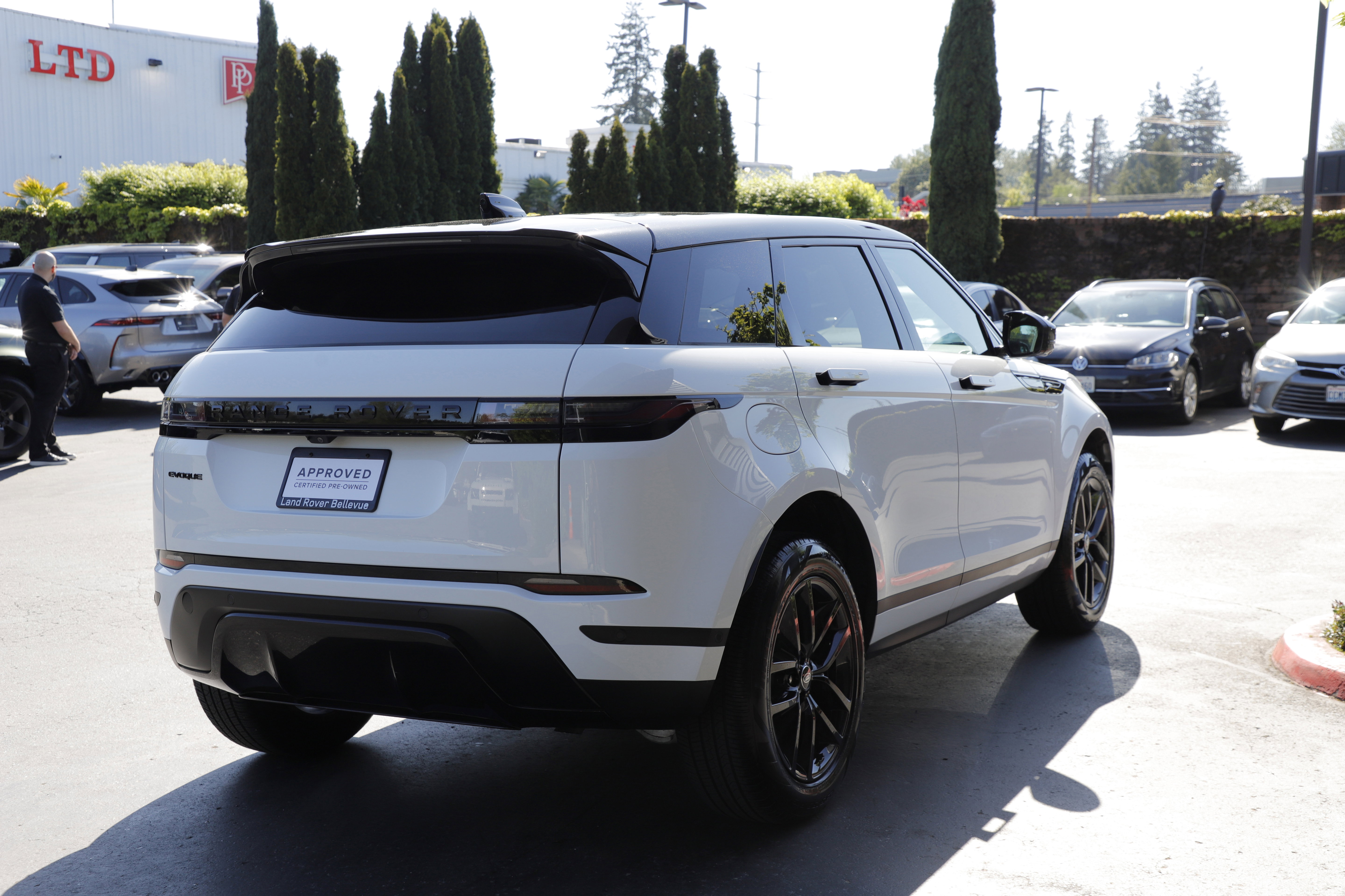 Certified 2025 Land Rover Range Rover Evoque S AWD/4WD image 10