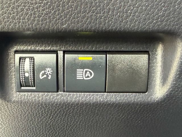 Certified 2025 Toyota RAV4 LE image 22