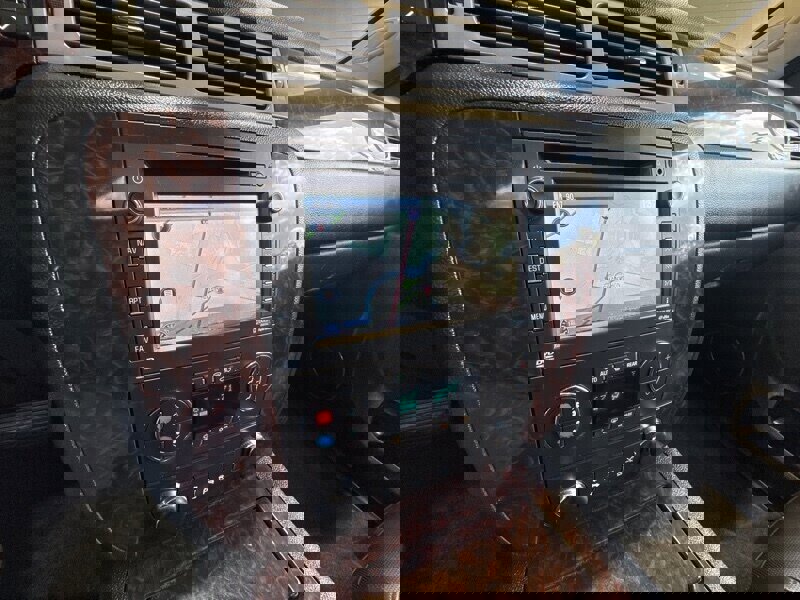 Used 2014 GMC Yukon XL Denali image 22