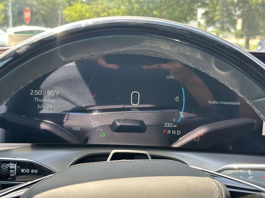 New 2026 Cadillac Vistiq Premium Luxury image 23