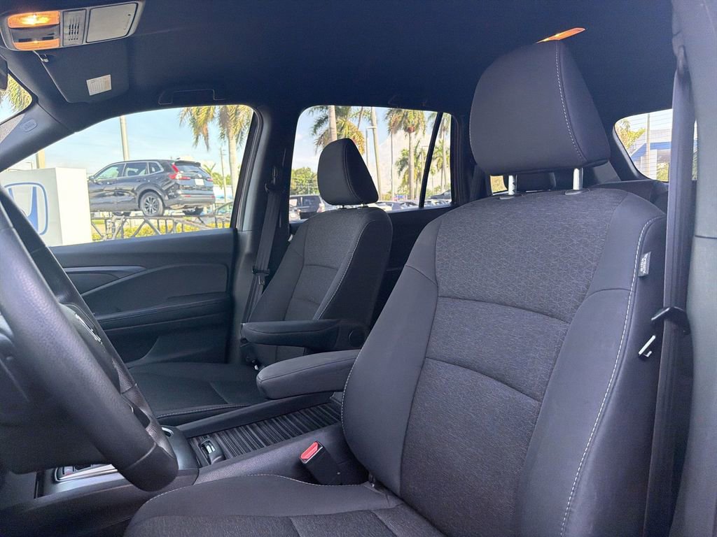 Used 2019 Honda Passport Sport image 21