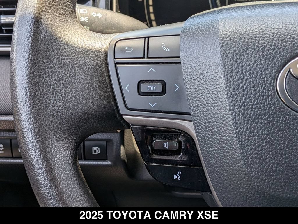 Used 2025 Toyota Camry LE FWD image 17