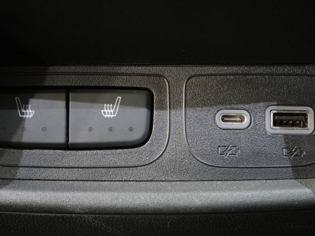 Used 2020 Cadillac XT4 Sport AWD/4WD image 26