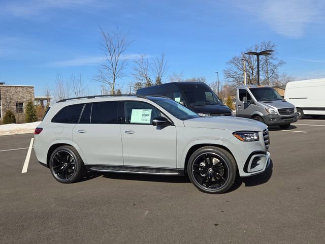 New 2026 Mercedes-Benz GLS 580 4MATIC image 2