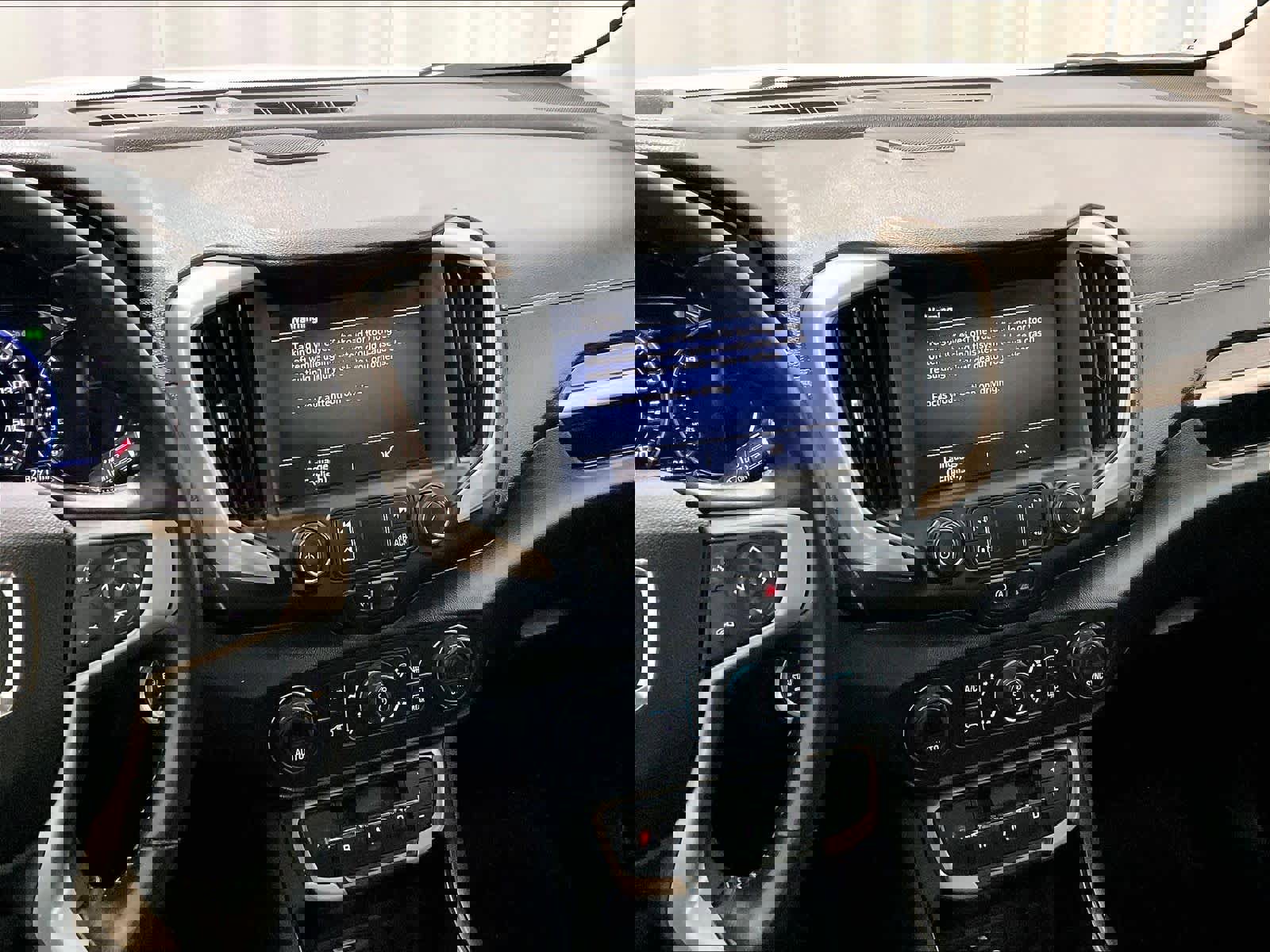 Used 2022 GMC Terrain Denali image 18