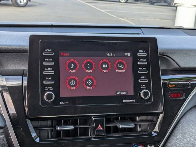 Used 2024 Toyota Camry SE w/ Cold Weather Package AWD/4WD image 19