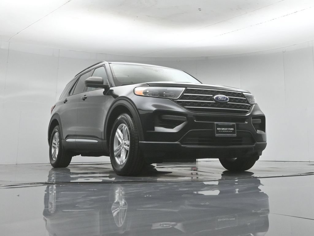 Certified 2024 Ford Explorer XLT RWD image 43