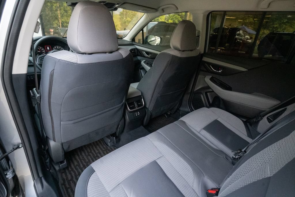 Certified 2025 Subaru Outback Premium AWD/4WD image 17