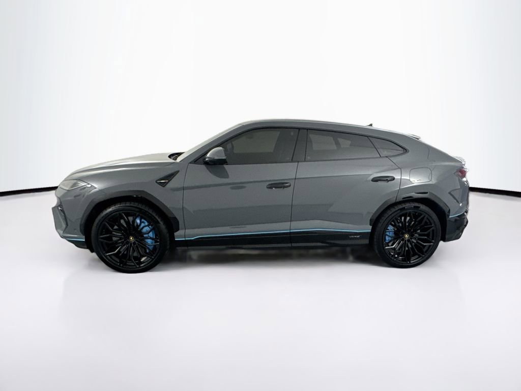 Used 2025 Lamborghini Urus Performante AWD/4WD image 8