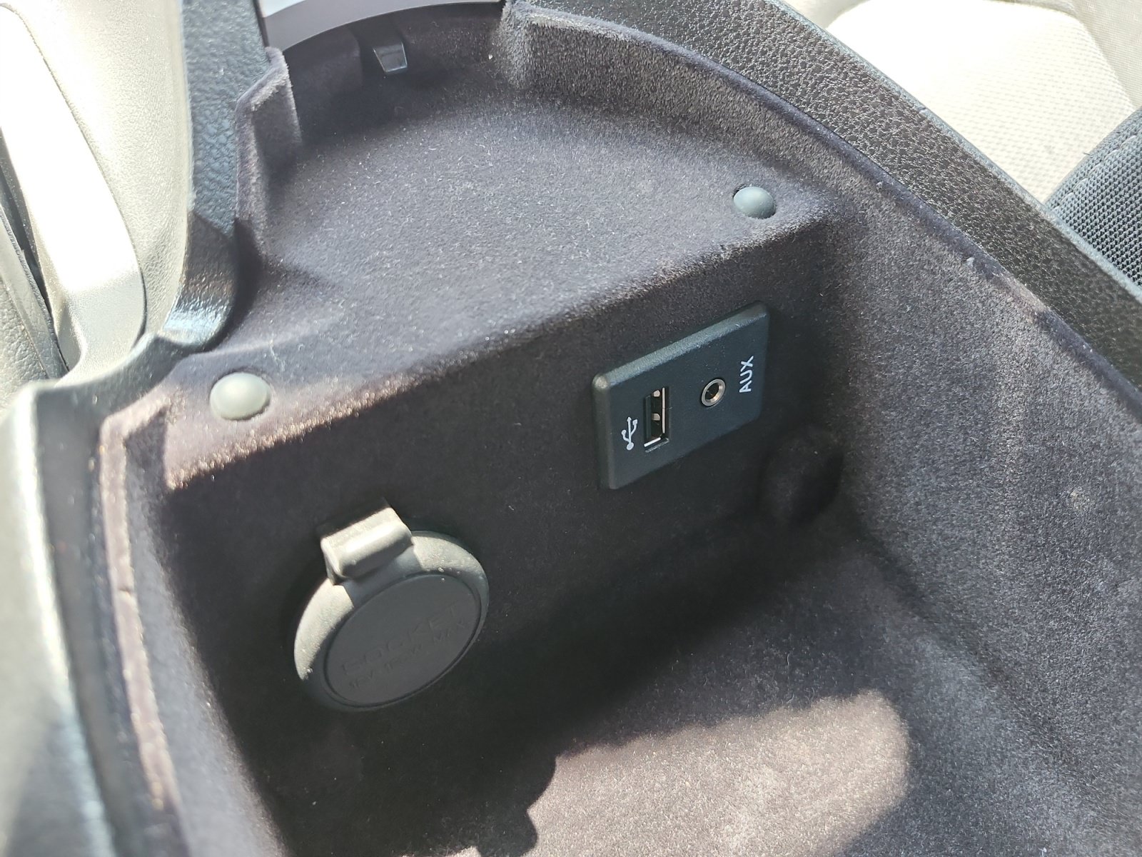 Used 2015 Nissan 370Z Coupe RWD image 21