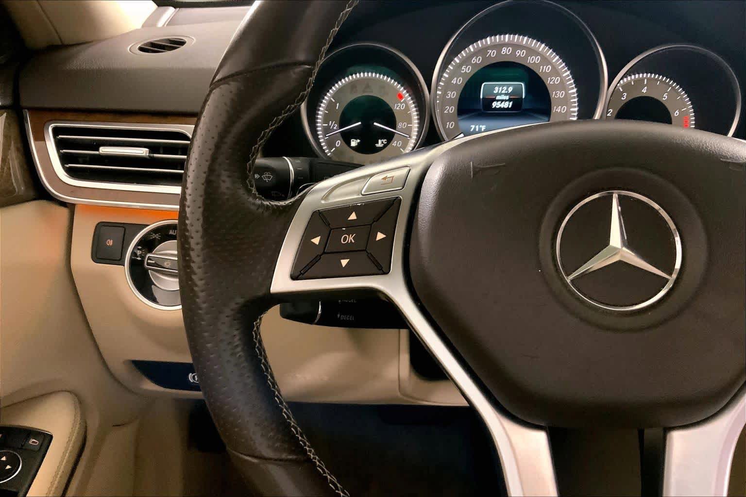 Used 2014 Mercedes-Benz E 350 Sedan image 23
