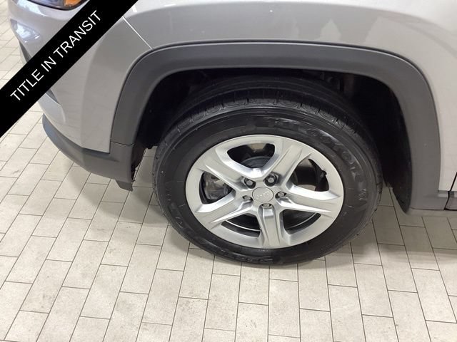 Used 2023 Jeep Compass Latitude w/ Convenience Group AWD/4WD image 20