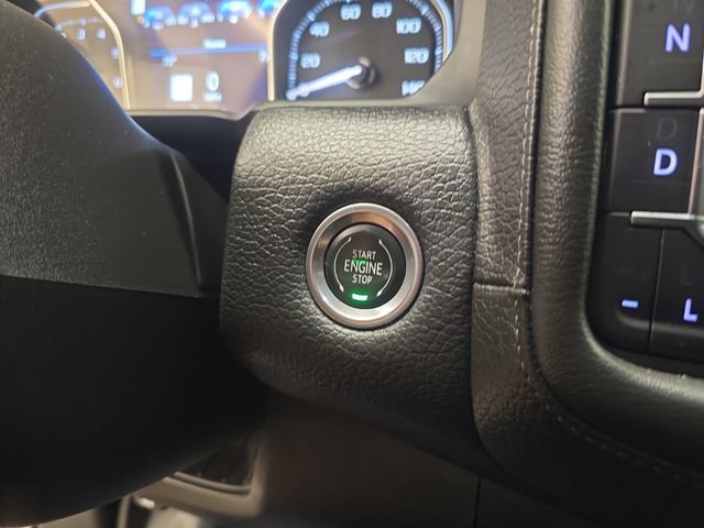 Used 2021 GMC Yukon Denali w/ Denali Premium Package AWD/4WD image 35