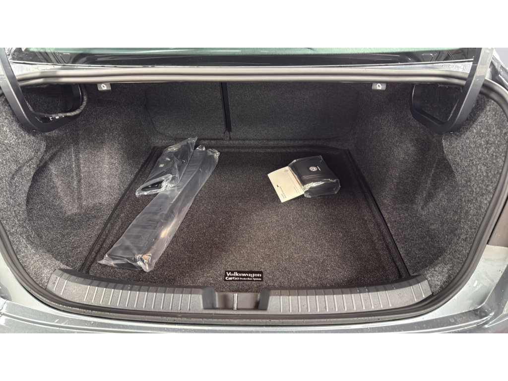 New 2026 Volkswagen Jetta SE image 38