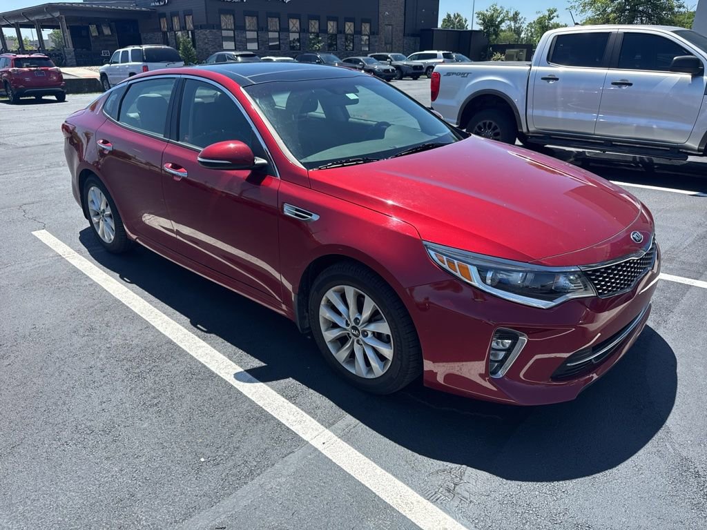 Used 2018 Kia Optima S w/ Panoramic Sunroof Package FWD image 8