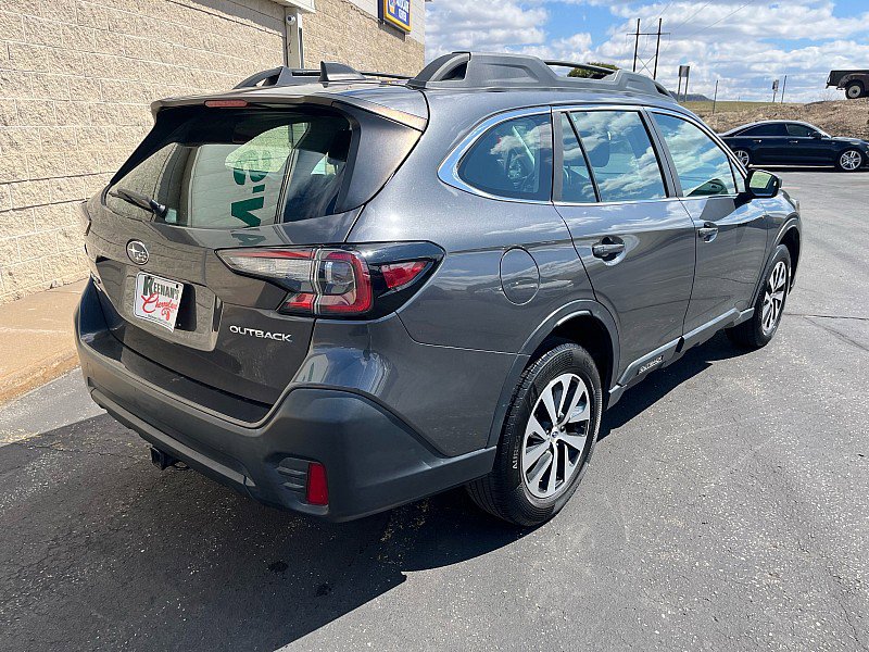 Used 2021 Subaru Outback image 8