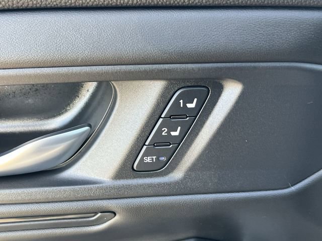 Used 2025 Honda Accord EX-L image 27