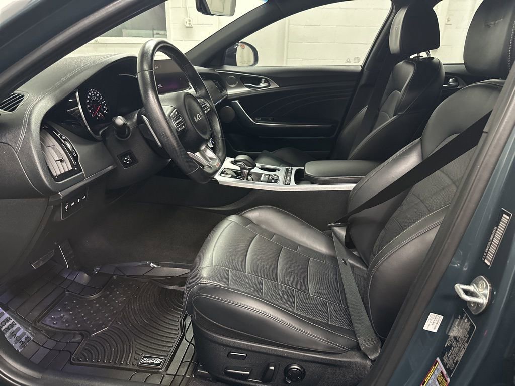 Used 2022 Kia Stinger GT2 RWD image 19