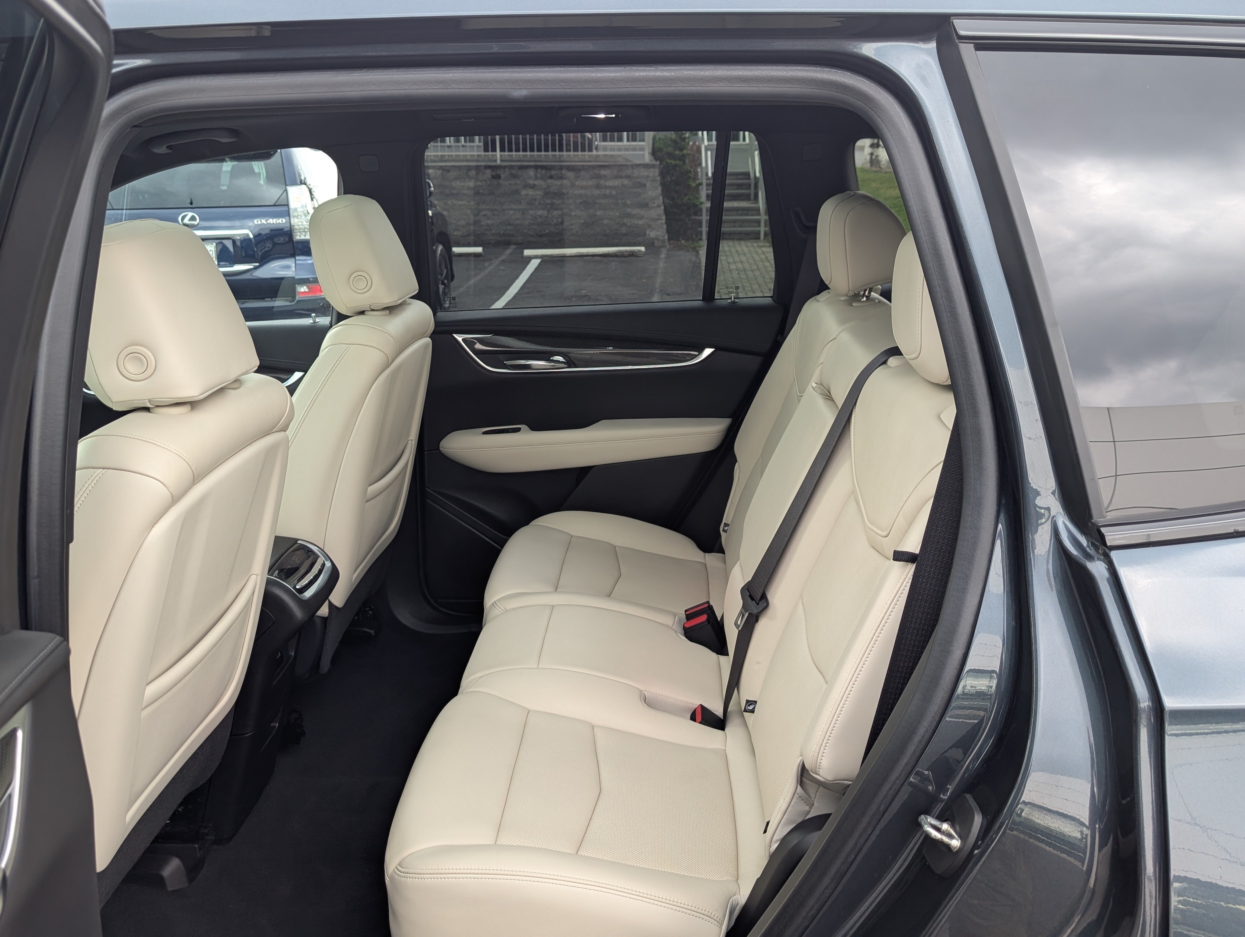 Used 2020 Cadillac XT6 Sport AWD/4WD image 16