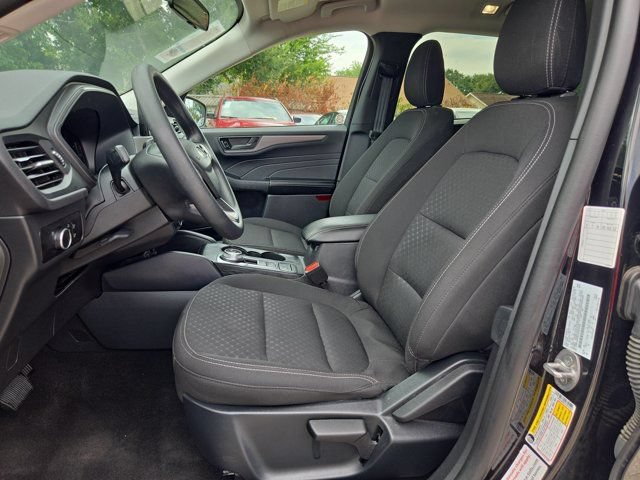Used 2025 Ford Escape Active AWD/4WD image 23